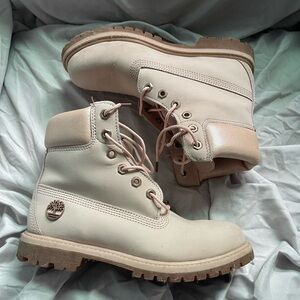 Women’s Pink Timberland Boots